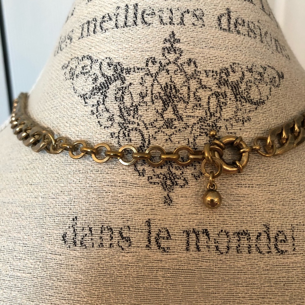 Crystal Statement Necklace - Picture 3 of 3